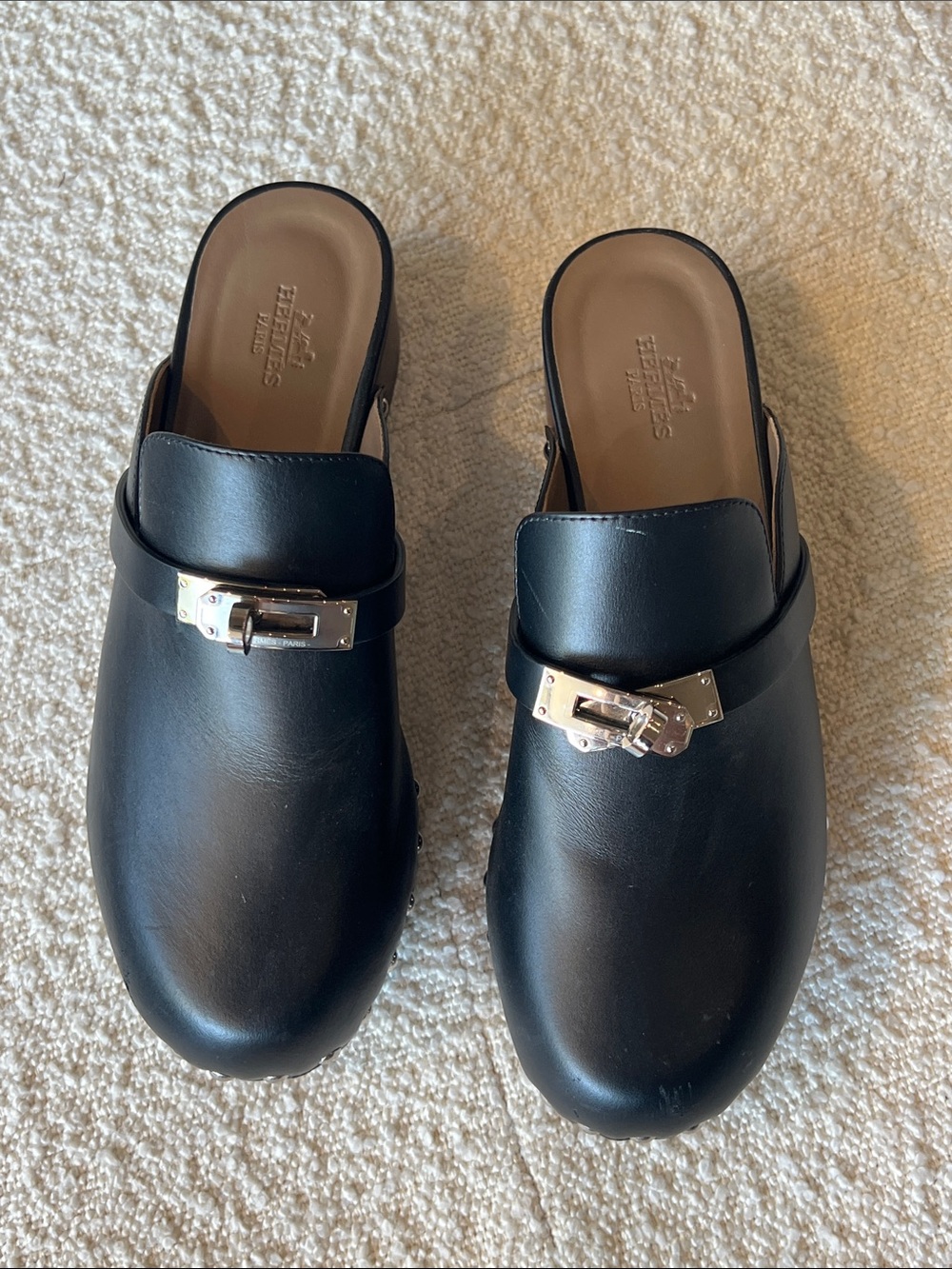 Hermes Black and Beige Leather Slide